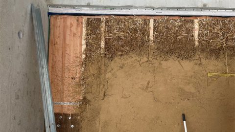 Détail enduis en terre crue - Visite de chantier de construction du groupe scolaire à Rountzenheim-Auenheim